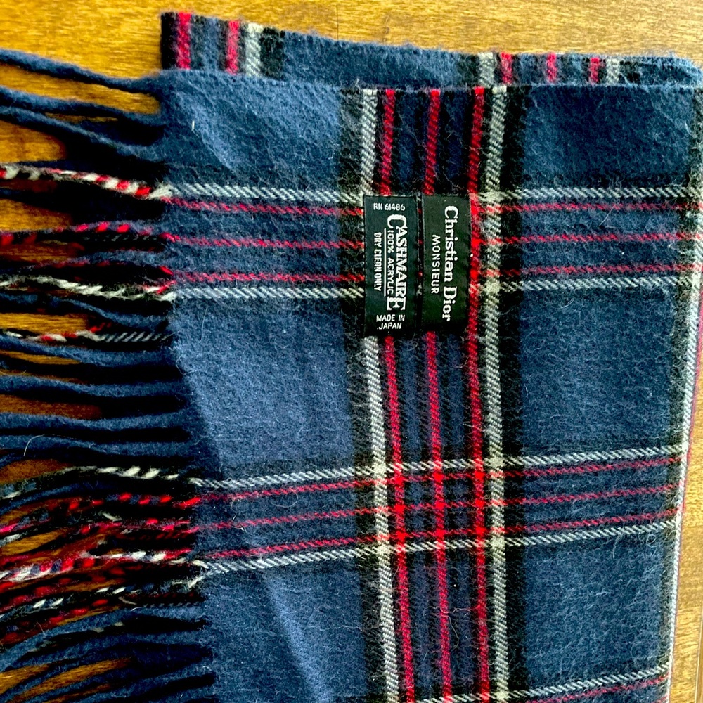 Christian Dior Cashmare short men’s scarf.